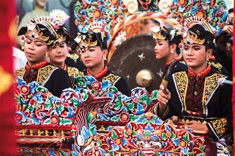 The Spiritual Sounds of the Gamelan - NOW! Bali