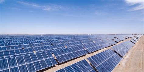 ALGERIA: 5,600 MW of solar power plants under construction | Afrik 21