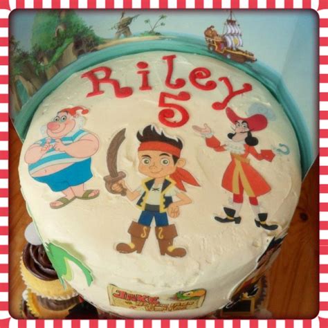 Jake and a The never land Pirates Cake!!! :0) | Pirate cake, Cake ...