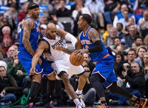 Knicks Display Their Newfound Resolve by Dispatching Mavericks - The New York Times