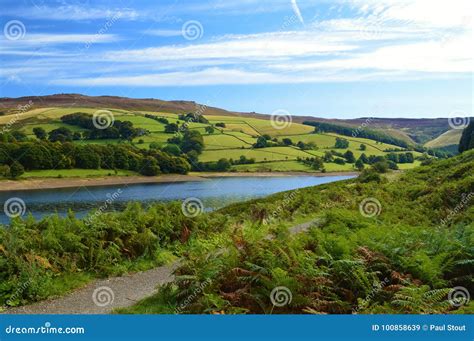 Ladybower Reservoir. stock image. Image of reservoir - 100858639