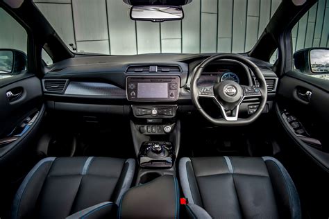 Nissan Leaf interior & comfort | DrivingElectric