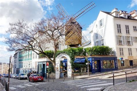 Paris : Le Moulin de la Galette, histoire de la plus célèbre guinguette de Montmartre, légende ...