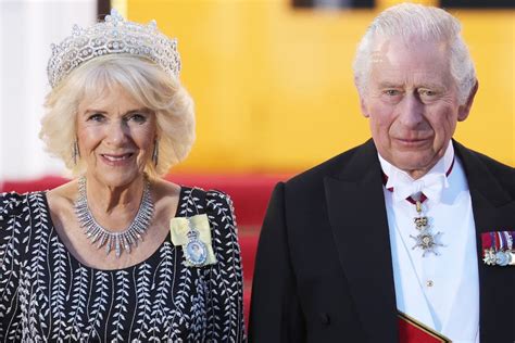 King Charles III wanted to abdicate from the throne but Camilla Parker forced him to stay ...