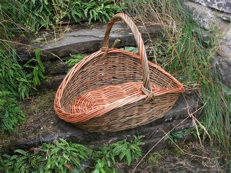 Willow Basket Weaving - Make an Oval Trug or Shopper - Denmark Farm Conservation Centre