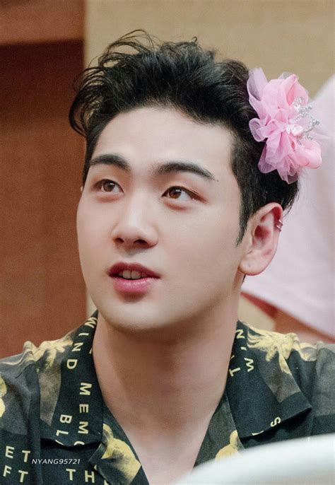 Pin em #BAEKHO NU'EST