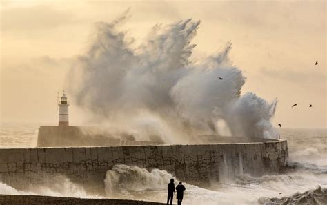 Storm Isha: Tornado warning as 90mph winds batter Britain