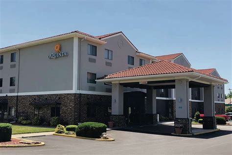 LA QUINTA INN & SUITES BY WYNDHAM ELIZABETHTOWN - Updated 2024 Prices & Hotel Reviews (KY)