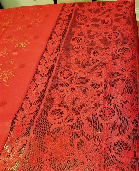 Christmas Holiday Red Lace Tablecloth With of Gold Glitter - Etsy