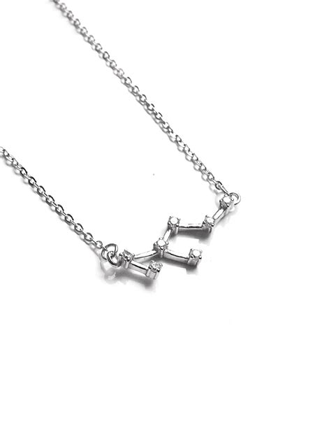 (Premium) Leo - Zodiac Constellation Necklace | Arva.co