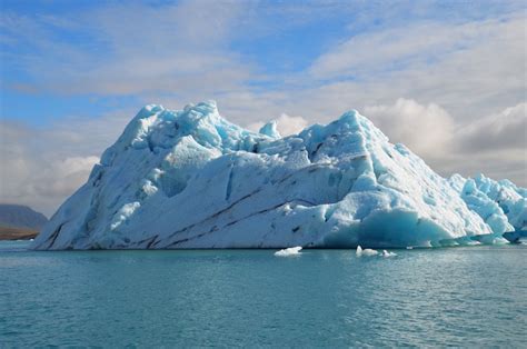 Jokulsarlon Glacier Lagoon in Iceland – How To Visit This Natural Wonder