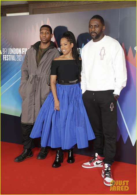 Photo: regina king idris elba jonathan majors harder fall uk premiere ...