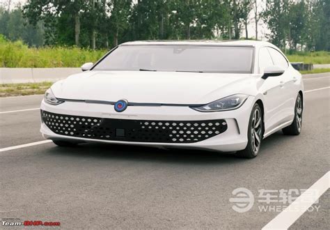 Chinese Tiktok user creates a 10-feet wide, 8-seater Volkswagen sedan ...