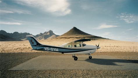 Cessna C210 aircraft seen at Sousousvlei Mountain Lodge, N… | Flickr