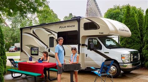 A Closer Look at 3 Thor Class C Motorhomes for 2020 - Camping World