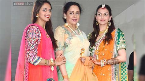 Snapshot: Hema Malini has a lunch date with daughters Ahana, Esha Deol