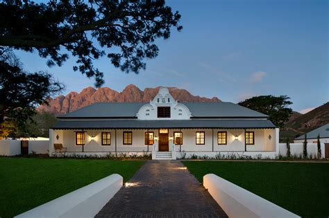 Ethereal South African chapel topped with 'floating' winged roof