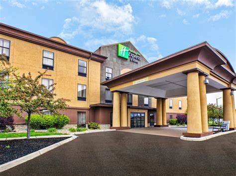 Affordable Hotels in Marysville, Ohio | Holiday Inn Express & Suites ...