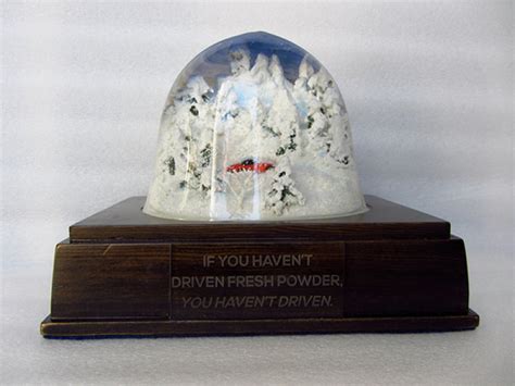 Snowdomes & Snowglobes - Custom-SnowDomes.com