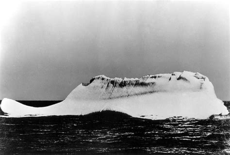 Photo of iceberg that may have sunk the Titanic for sale – The History Blog