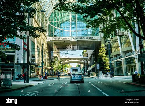 6th Avenue in downtown Seattle Washington Stock Photo - Alamy