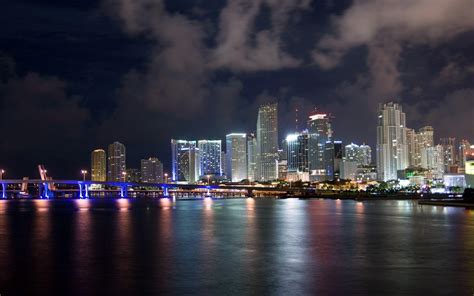 Miami Skyline Wallpapers - Wallpaper Cave