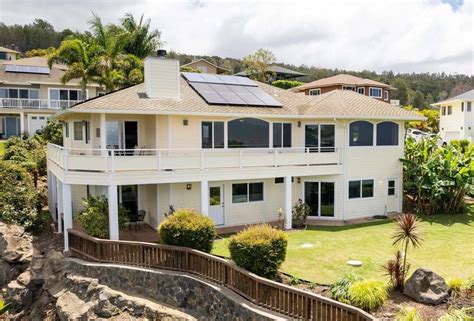 Kula, HI Real Estate - Kula Homes for Sale | realtor.com®