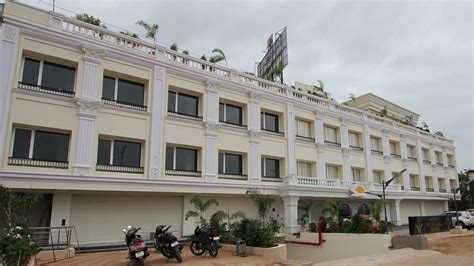 Hotel Hyderabad Grand | Hotel in Shamshabad, Hyderabad