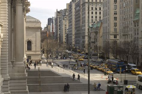 File:Photograph of Fifth Avenue from the Metropolitan—New York City.jpg - Wikipedia, the free ...