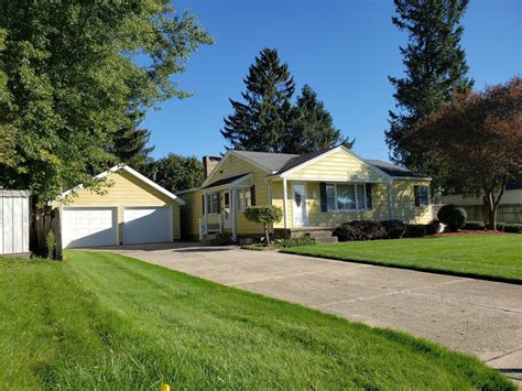 Fremont, MI Real Estate - Fremont Homes for Sale | realtor.com®