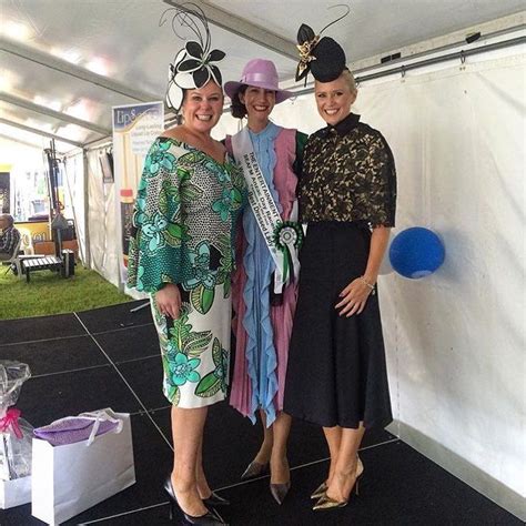 Race day attire, races dress, races outfit, fascinator, hatinator, Melbourne cup, Caulfield cup ...