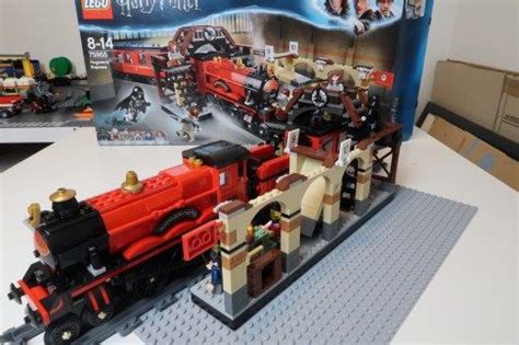 Motorized Hogwarts Express LEGO Train with new Powered Up System ...