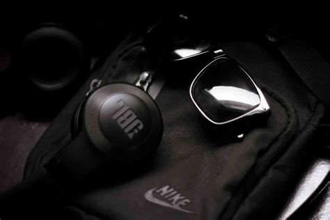 Where Is The Pairing Button On JBL Headphones? Answered! - The Gadget ...