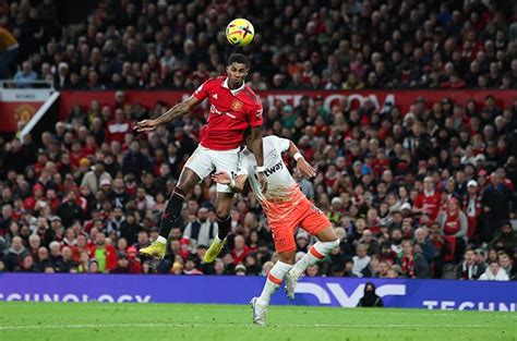 Marcus Rashford's 100th Man United goal sinks West Ham | Sport