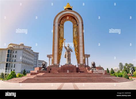 The central square in the capital of Tajikistan - Dushanbe. The statue ...