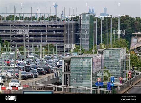 Cologne, Germany. 07th Oct, 2023. Cologne Cathedral and the Colonius television tower can be ...