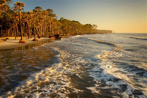 ULTIMATE Guide to Visiting Hunting Island State Park (SC) - Lost In The Carolinas