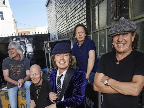 AC/DC bassist Cliff Williams retires at tour end