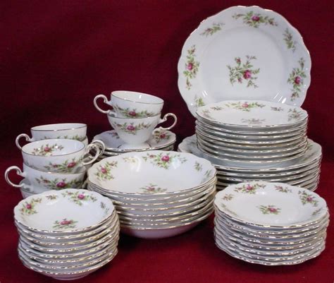 Johann Haviland china MOSS ROSE pattern, Bavaria Germany. Have: 4 dinner plates , 7 bread plates ...