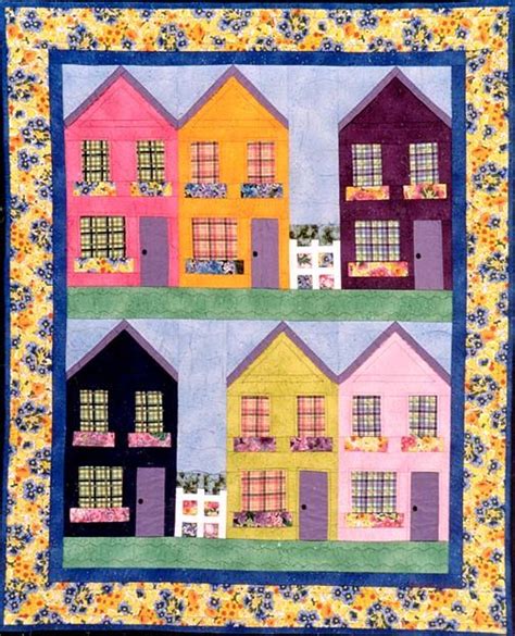 Free pattern for this quilt at http://pbtex.com/html/rowhouses.html | House quilt block, House ...