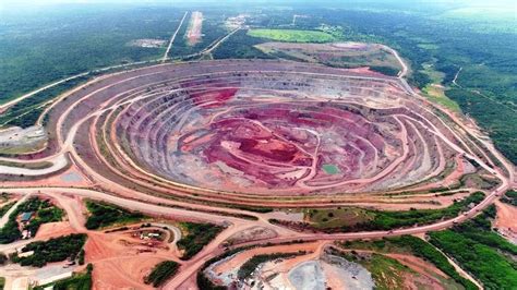 Waste from Angola's Catoca diamond mine leaked into waterways last month - MINING.COM