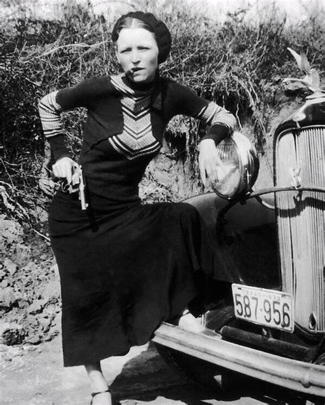 Bonnie And Clyde's Death — And The Grisly Photos From The Scene