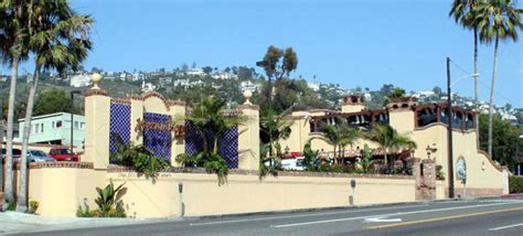 Mozambique Restaurant, Laguna Beach, CA - California Beaches