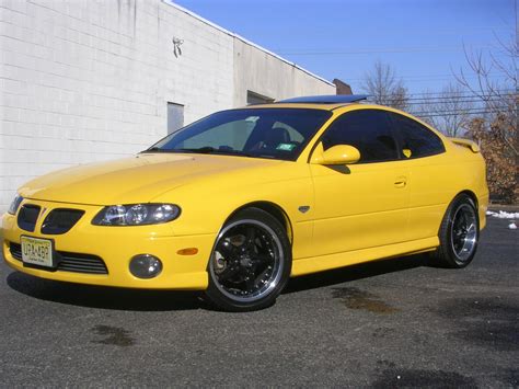 2004 Pontiac GTO 1/4 mile Drag Racing timeslip specs 0-60 - DragTimes.com