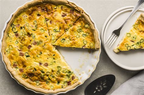 Easy Ham and Swiss Cheese Quiche Recipe