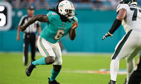 Dolphins 55-man roster for Week 16 vs. Cowboys