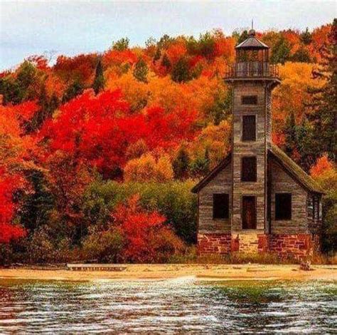 Beautiful lighthouse during the Fall, in Michigan's Upper Peninsula | Autumn scenery, Autumn ...