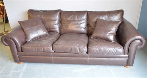 Lot 400 - Duresta leather sofa