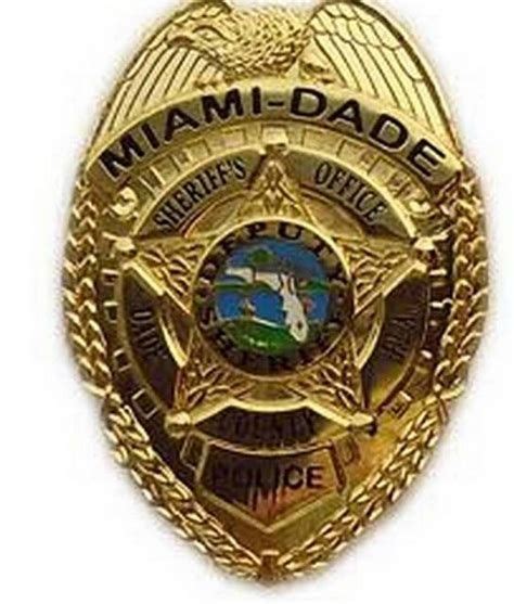 police badge - Yahoo Image Search Results | Police badge, Police, Badge