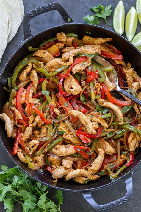 Easy Chicken Fajitas Recipe - Momsdish